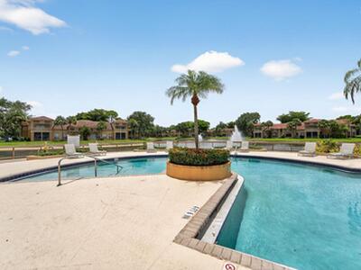 4871 Via Palm Lakes, West Palm Beach, FL 33417