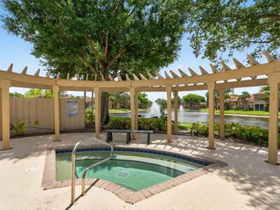 4871 Via Palm Lakes, West Palm Beach, FL 33417