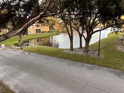 4871 Via Palm Lakes, West Palm Beach, FL 33417