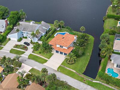 129 Olympus Way, Jupiter, FL 33477