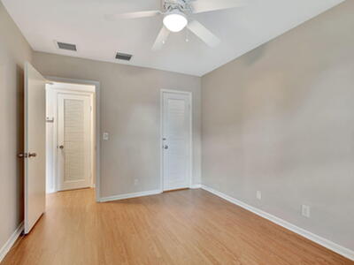 162 Coventry G, West Palm Beach, FL 33417