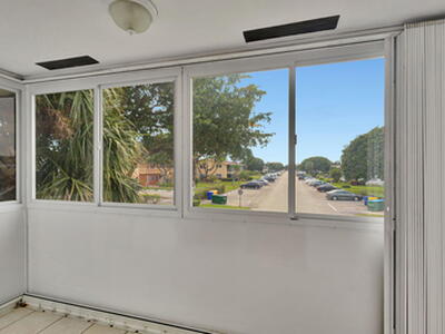 162 Coventry G, West Palm Beach, FL 33417