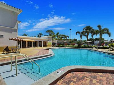 162 Coventry G, West Palm Beach, FL 33417