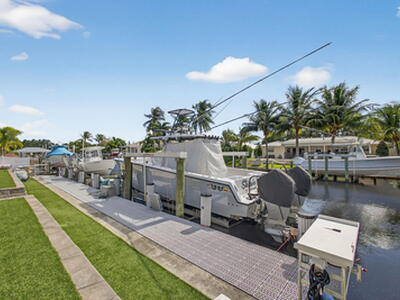 12 Leeward Circle, Tequesta, FL 33469