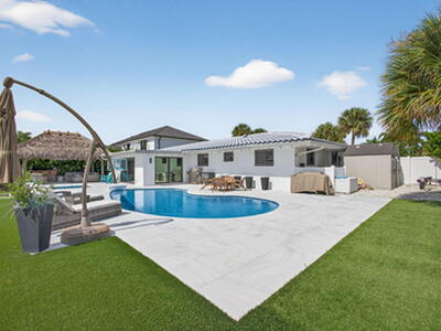 12 Leeward Circle, Tequesta, FL 33469