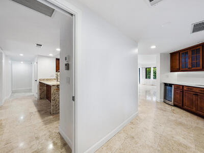 1141 Marine Way E, North Palm Beach, FL 33408