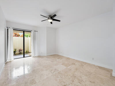 1141 Marine Way E, North Palm Beach, FL 33408