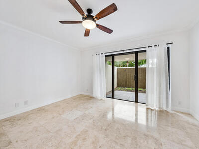 1141 Marine Way E, North Palm Beach, FL 33408