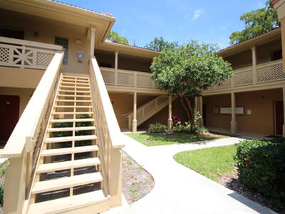 4823 Via Palm Lakes, West Palm Beach, FL 33417