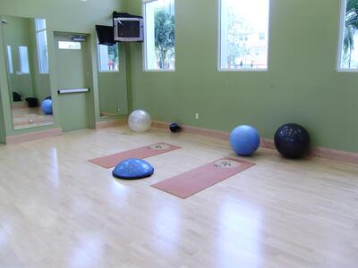 883 Millbrae Court, West Palm Beach, FL 33401