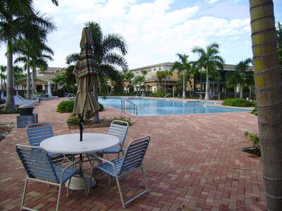 883 Millbrae Court, West Palm Beach, FL 33401