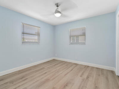 902 SW 17 Street, Boynton Beach, FL 33426