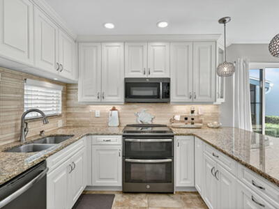 950 S Kanner Highway, Stuart, FL 34994