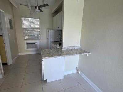 100 Cascade Lane, Palm Beach Shores, FL 33404