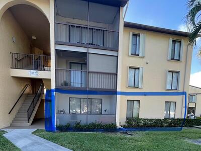 812 Sky Pine Way, Greenacres, FL 33415