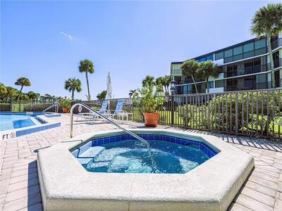 1821 Mooringline Drive, Vero Beach, FL 32963