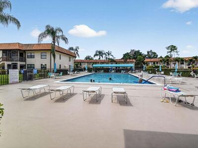 7233 Golf Colony Court E, Lake Worth, FL 33467