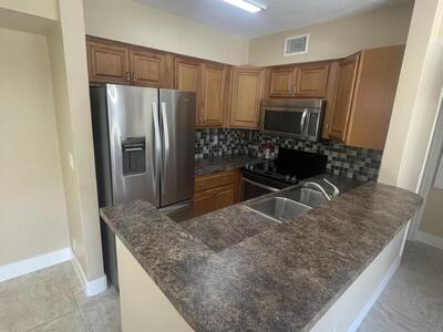 7233 Golf Colony Court E, Lake Worth, FL 33467