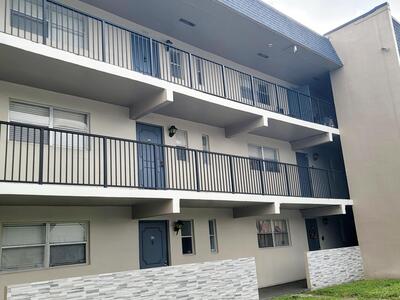 7911 N Colony Circle, Tamarac, FL 33321