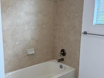 9333 Silent Oak Circle, West Palm Beach, FL 33411