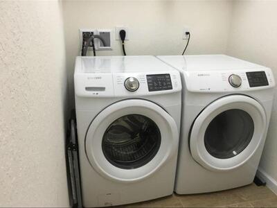 9333 Silent Oak Circle, West Palm Beach, FL 33411