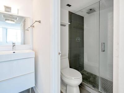 300 Bayview Drive, Sunny Isles Beach, FL 33160