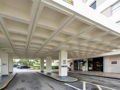 300 Bayview Drive, Sunny Isles Beach, FL 33160