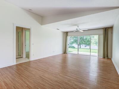 923 Magdalena Road, Palm Beach Gardens, FL 33410