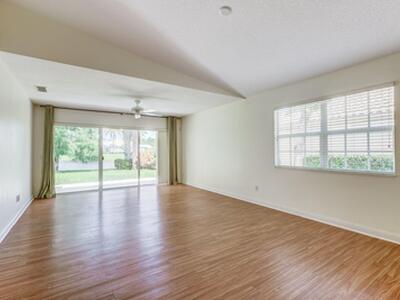 923 Magdalena Road, Palm Beach Gardens, FL 33410