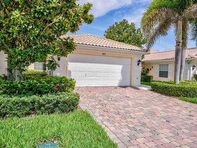 923 Magdalena Road, Palm Beach Gardens, FL 33410