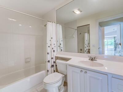 923 Magdalena Road, Palm Beach Gardens, FL 33410