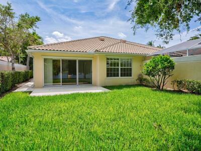 923 Magdalena Road, Palm Beach Gardens, FL 33410