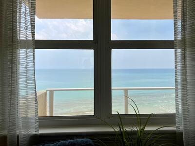 5440 N Ocean Drive, Singer Island, FL 33404