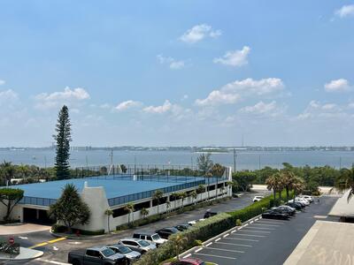 5440 N Ocean Drive, Singer Island, FL 33404