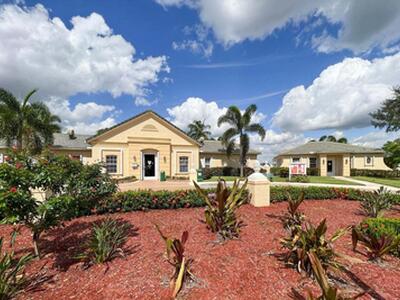 806 SW Rocky Bayou Ter Terrace, Port Saint Lucie, FL 34986