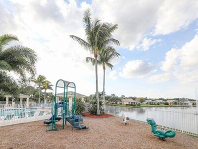 806 SW Rocky Bayou Ter Terrace, Port Saint Lucie, FL 34986