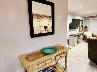 842 SE 19th Avenue, Deerfield Beach, FL 33441