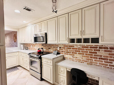 842 SE 19th Avenue, Deerfield Beach, FL 33441