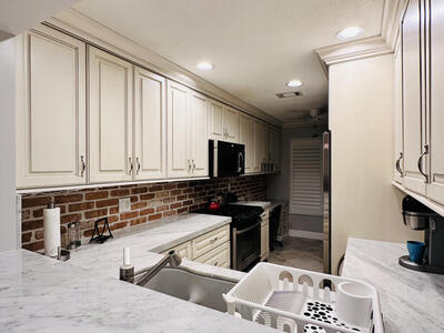 842 SE 19th Avenue, Deerfield Beach, FL 33441