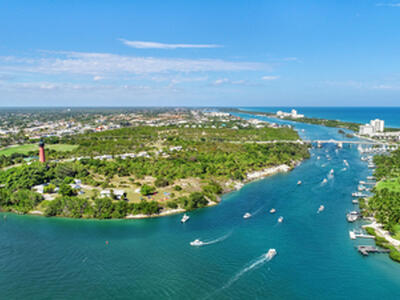 4409 Fairway Drive N, Jupiter, FL 33477