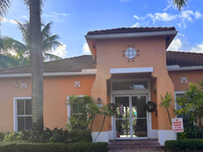 3553 Forest Hill Blvd, Palm Springs, FL 33406