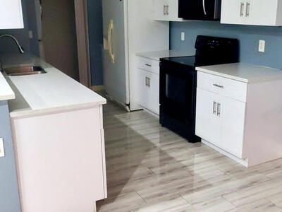 3553 Forest Hill Blvd, Palm Springs, FL 33406