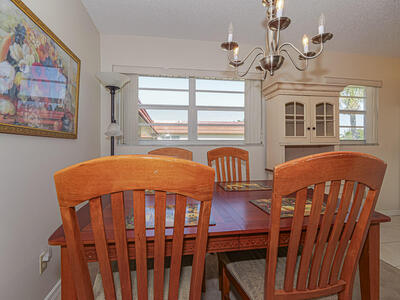 36 Pine Arbor Lane, Vero Beach, FL 32962