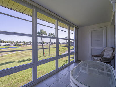 36 Pine Arbor Lane, Vero Beach, FL 32962