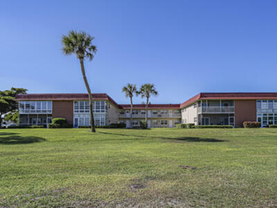 36 Pine Arbor Lane, Vero Beach, FL 32962