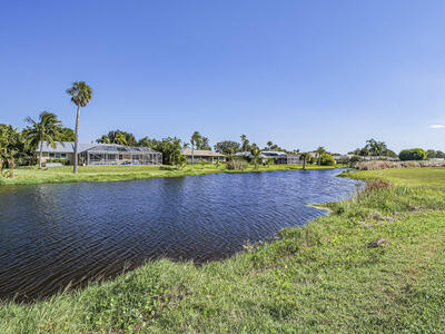 36 Pine Arbor Lane, Vero Beach, FL 32962