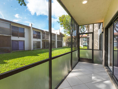 153 W Laurel Drive, Margate, FL 33063