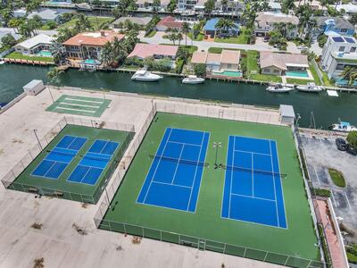 859 Jeffery Street SE, Boca Raton, FL 33487