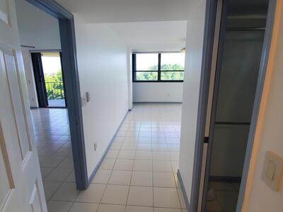 859 Jeffery Street SE, Boca Raton, FL 33487