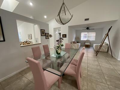 5570 Royal Lake Circle, Boynton Beach, FL 33437